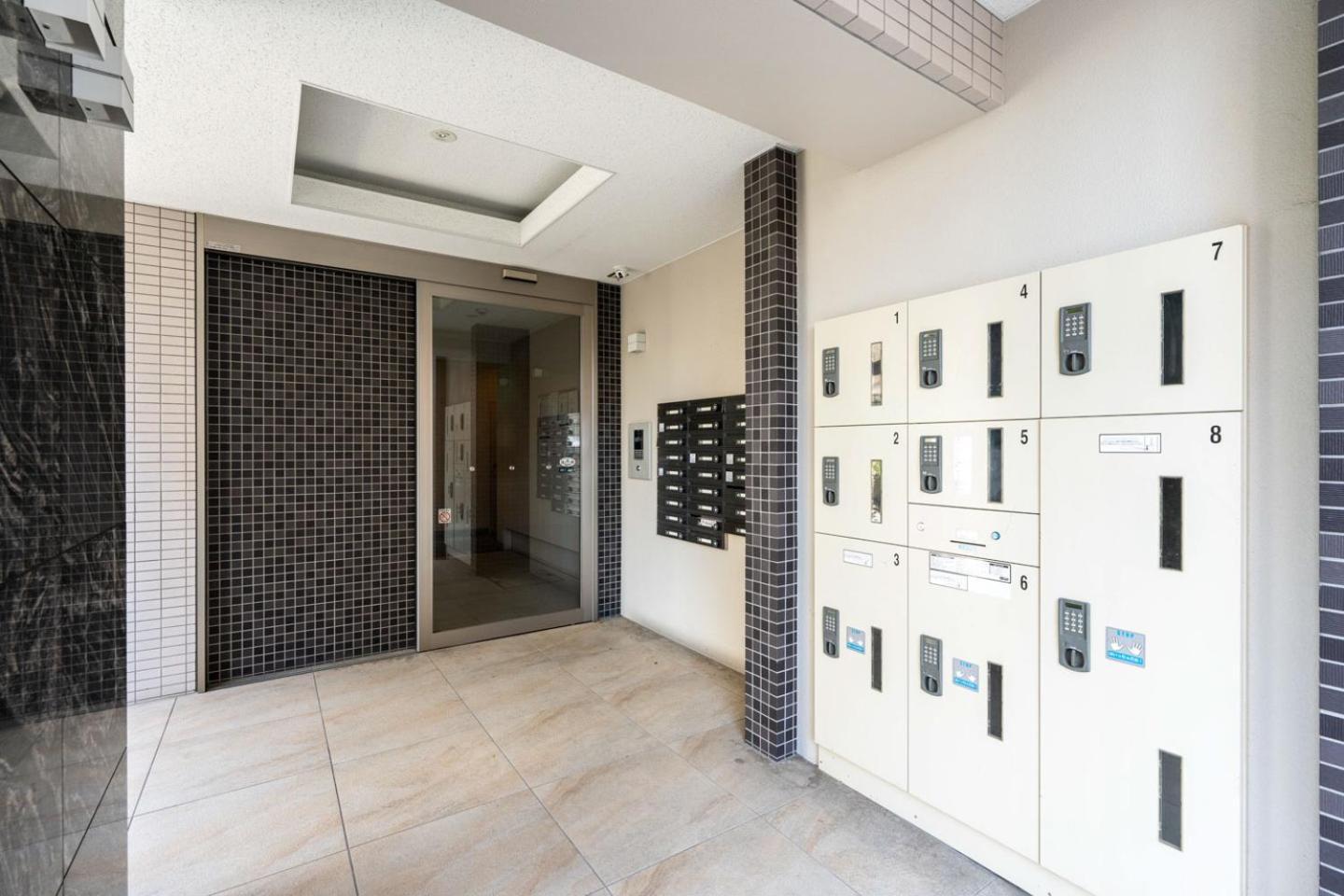 Апартаменты Crest Court Kagurazaka Токио Экстерьер фото